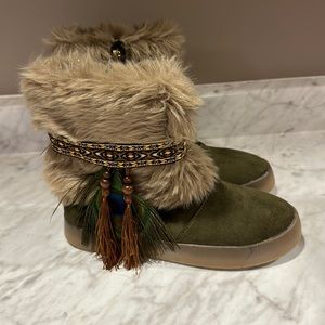 Feather boots euro size 36 women’s size 5.5